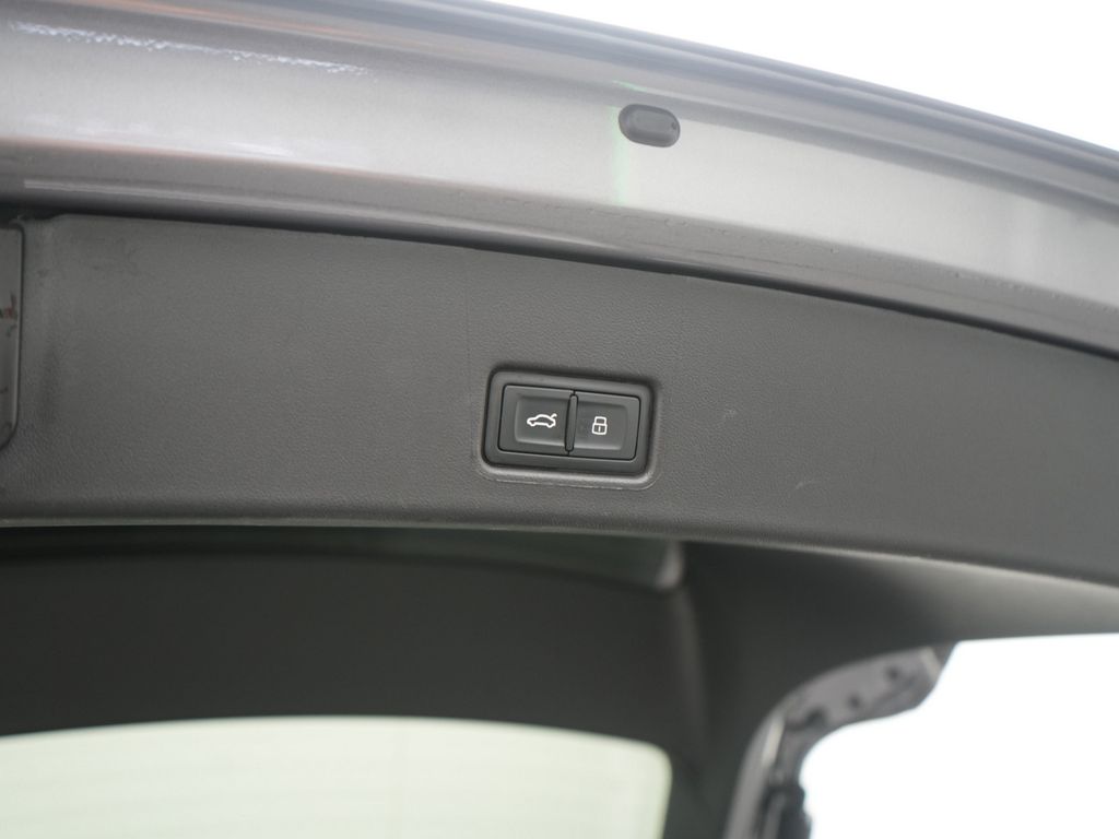 Audi Q4 2022