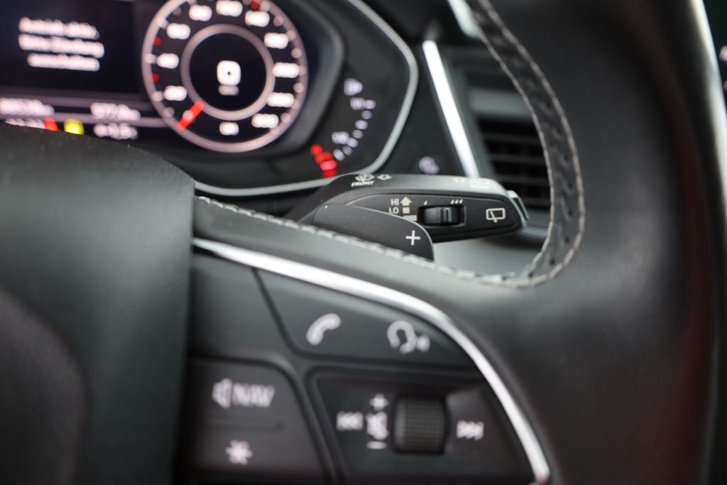Audi SQ5 2020