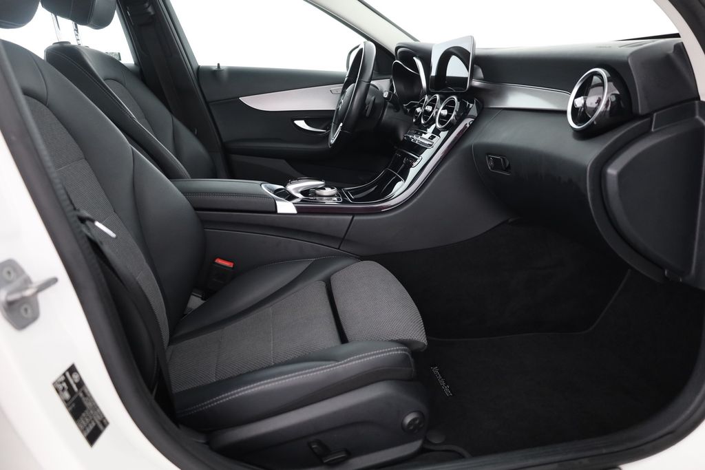 Mercedes-Benz C 300 2020