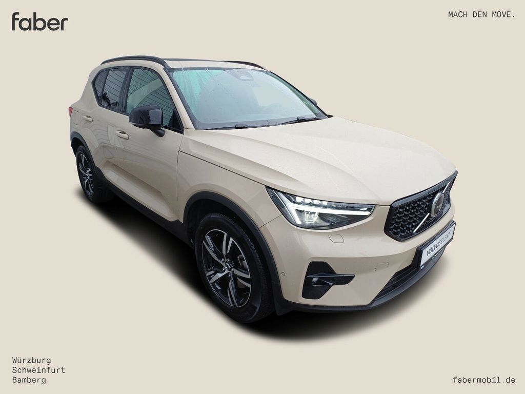 Volvo XC40 2025