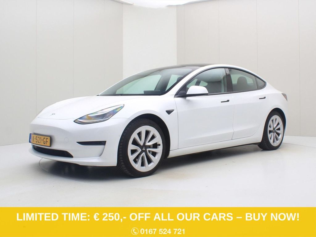 Tesla Model 3 2020