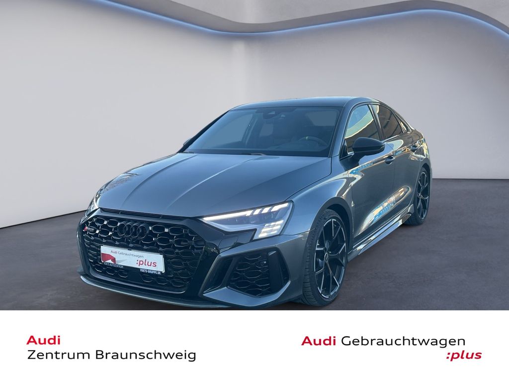 Audi RS3 2024