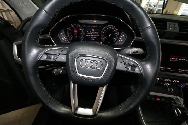 Audi Q3 2021