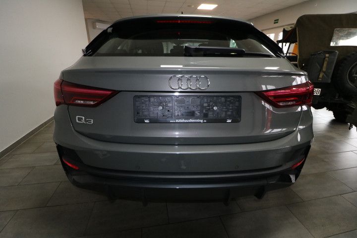Audi Q3 2021