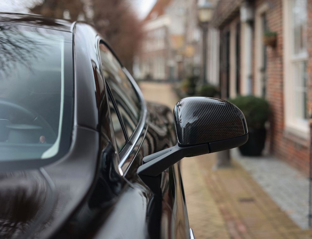 Aston Martin Rapide 2015