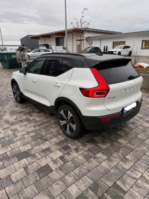 Volvo XC40 2023
