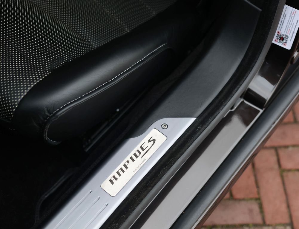 Aston Martin Rapide 2015