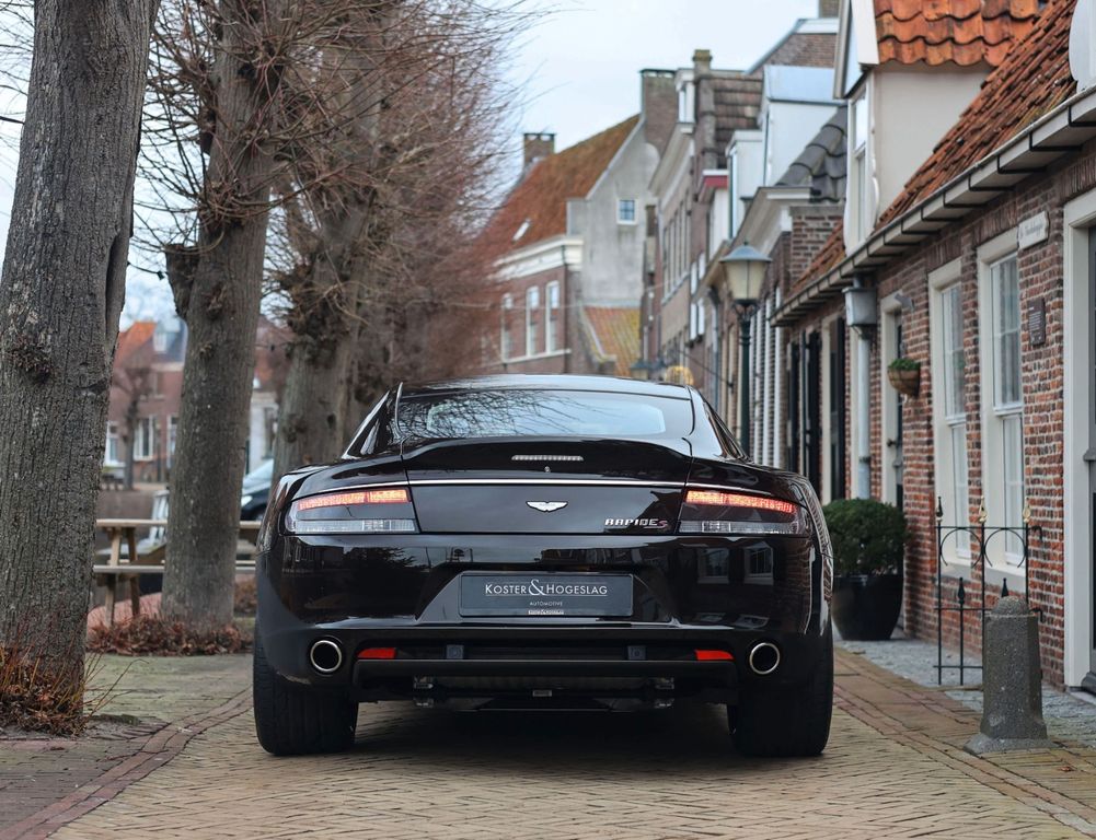 Aston Martin Rapide 2015