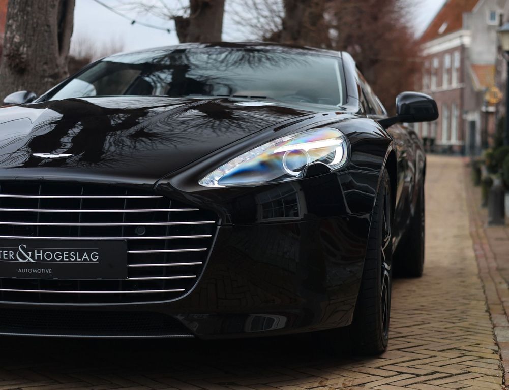Aston Martin Rapide 2015