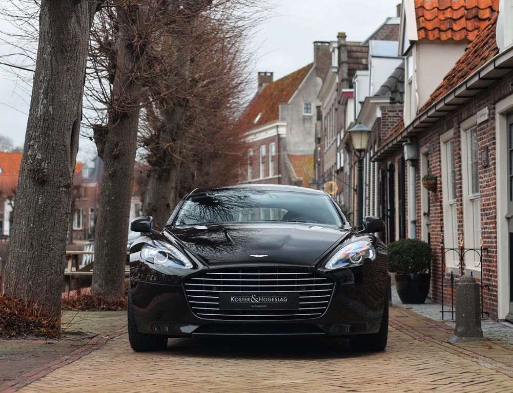 Aston Martin Rapide 2015