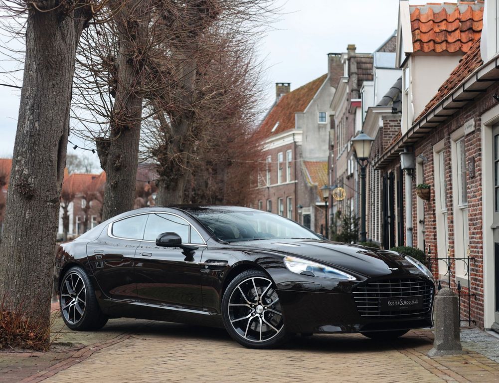 Aston Martin Rapide 2015