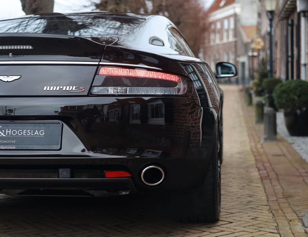 Aston Martin Rapide 2015