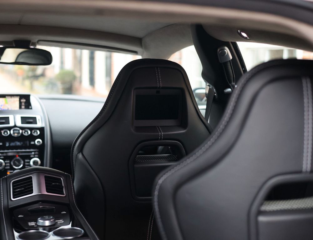 Aston Martin Rapide 2015