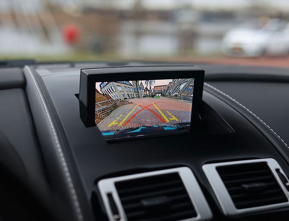 Aston Martin Rapide 2015