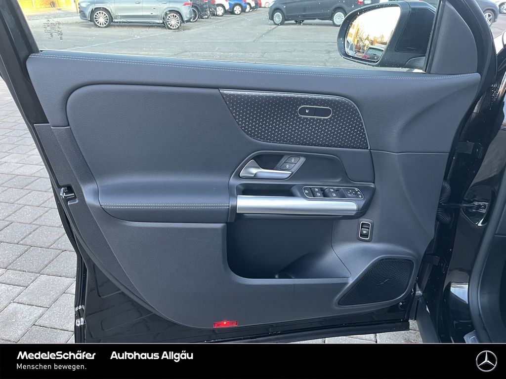 Mercedes-Benz EQA 2024