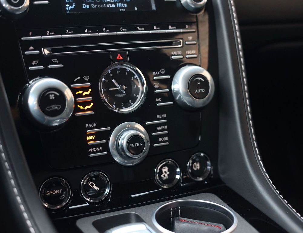 Aston Martin Rapide 2015