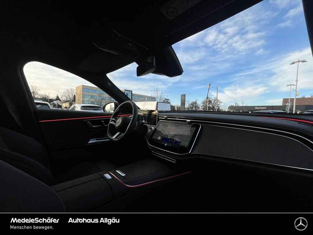 Mercedes-Benz E 300 2025