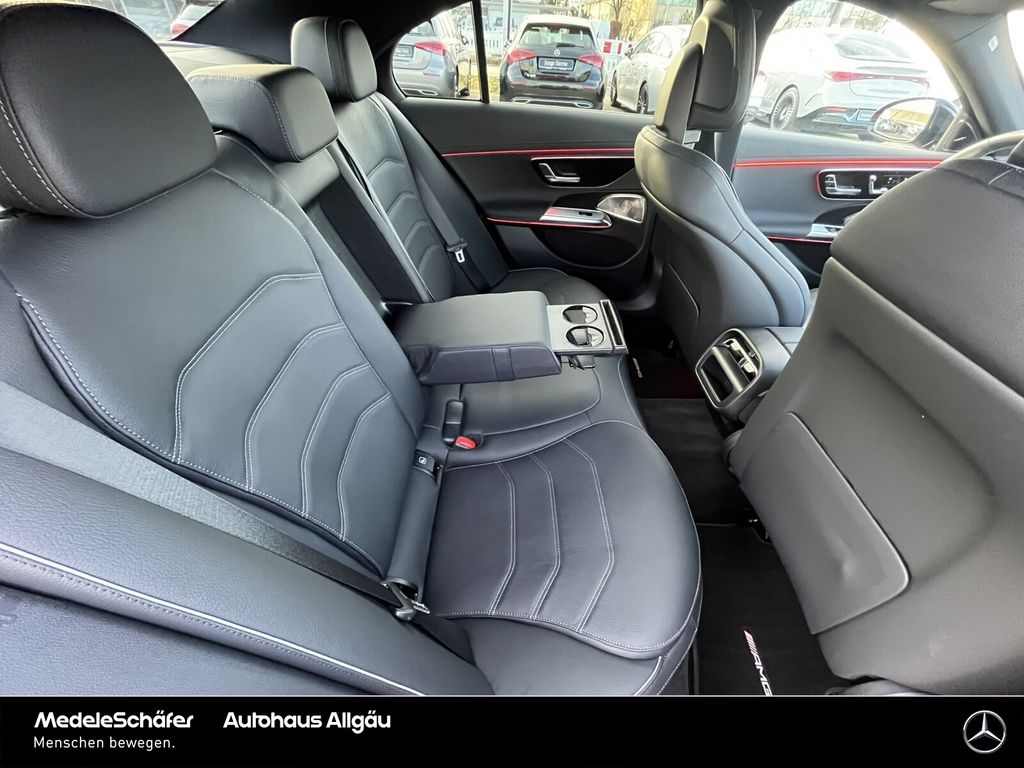 Mercedes-Benz E 300 2025