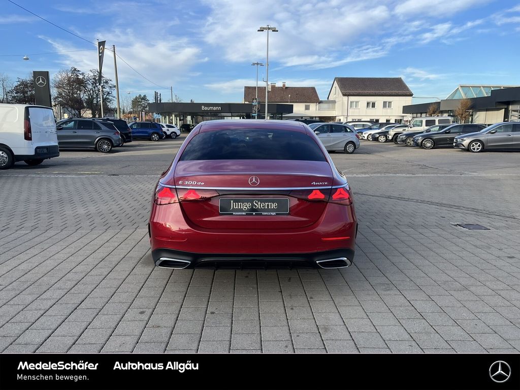 Mercedes-Benz E 300 2025