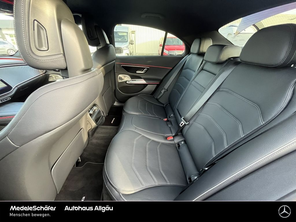 Mercedes-Benz E 300 2025