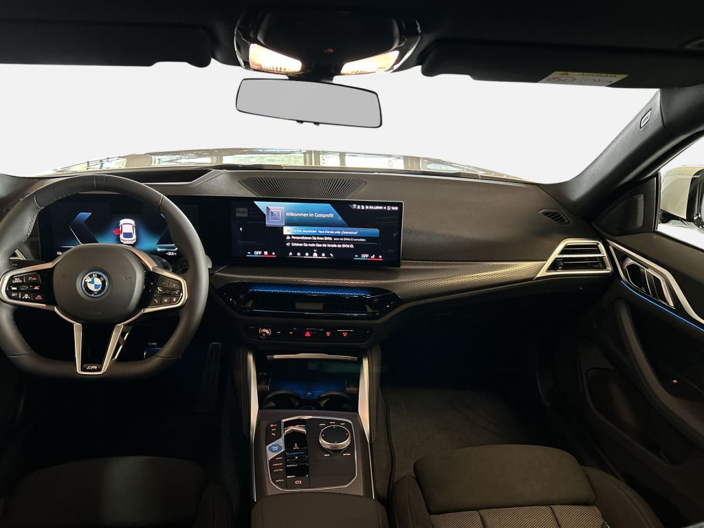 BMW i4 2025
