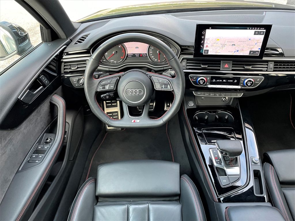 Audi A4 2019