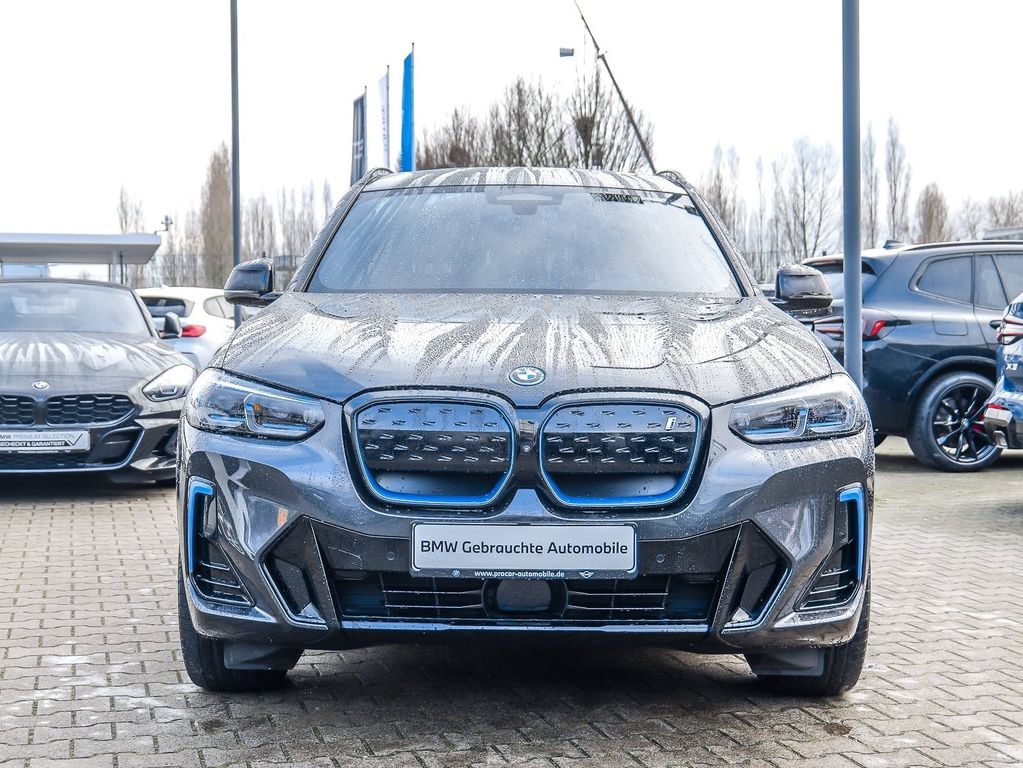 BMW iX3 2022