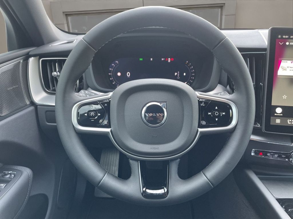Volvo XC60 2025