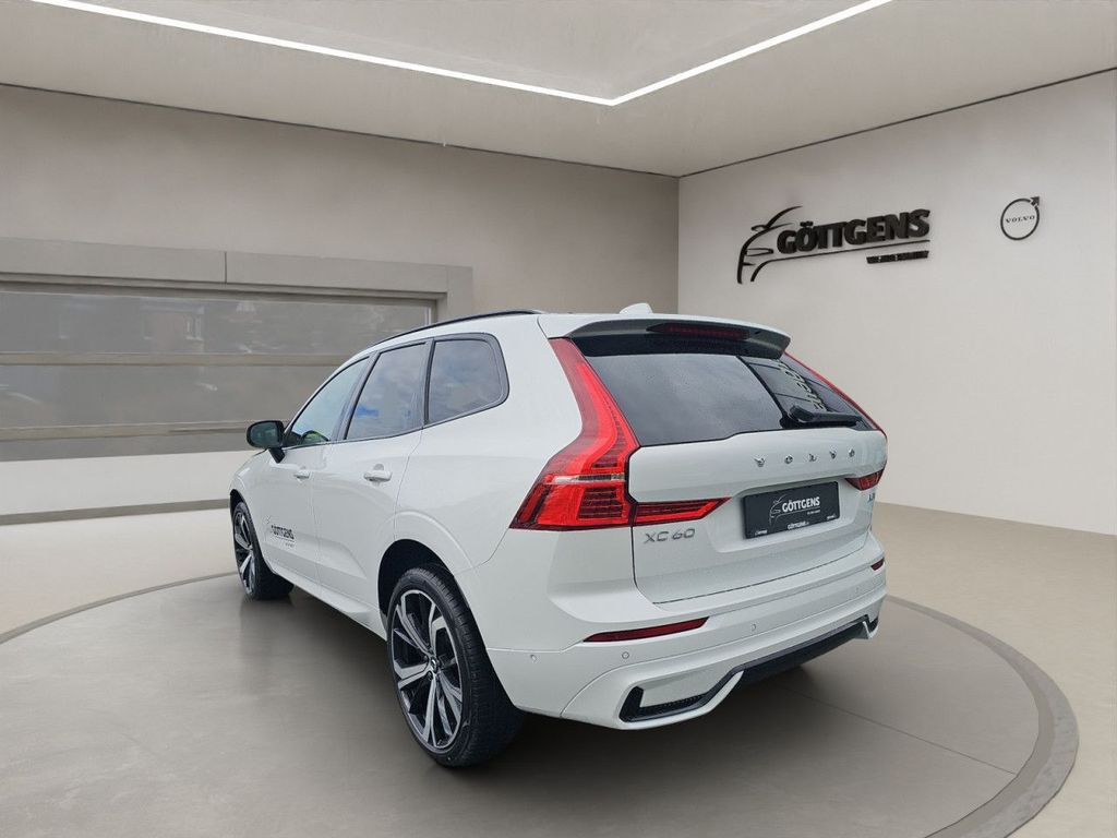 Volvo XC60 2025
