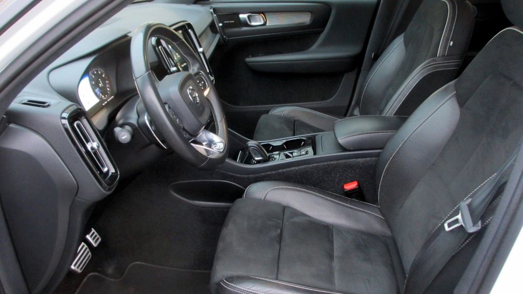 Volvo XC40 2019