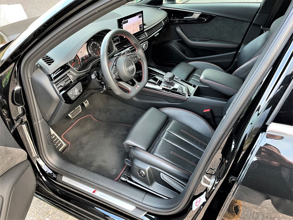 Audi A4 2019