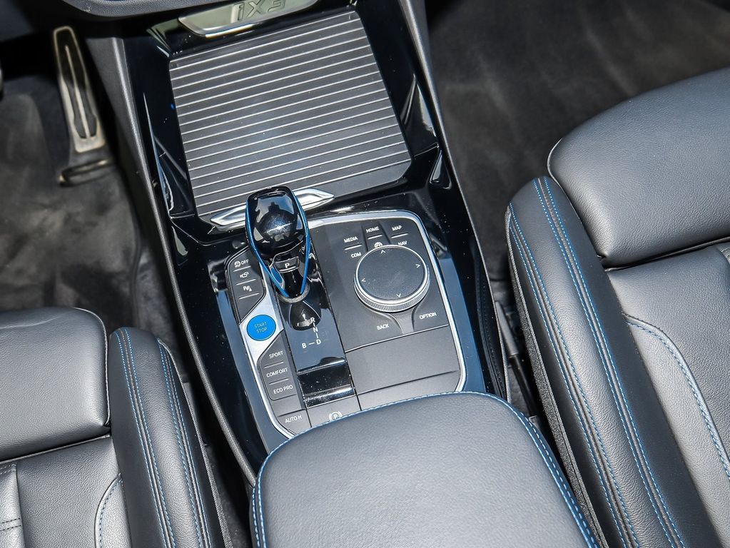 BMW iX3 2022