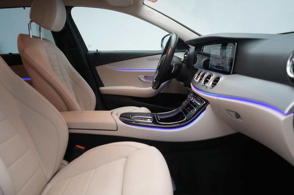 Mercedes-Benz E 220 2021