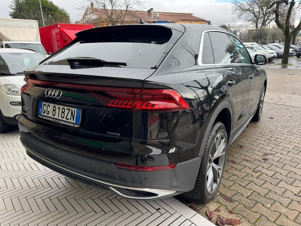 Audi Q8 2021