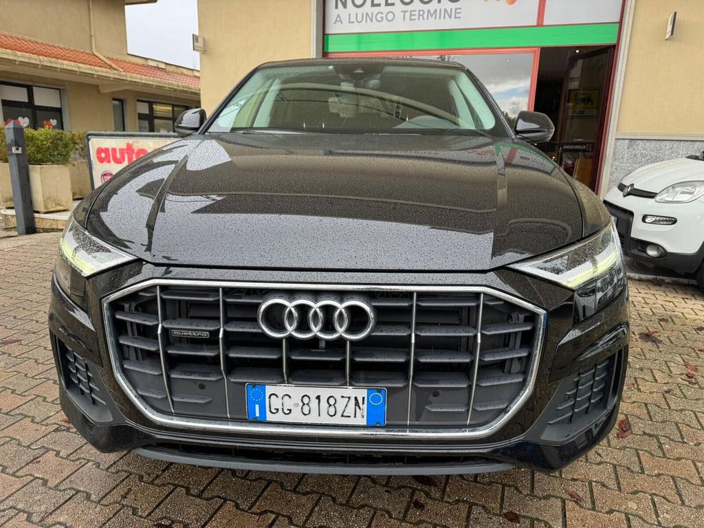 Audi Q8 2021