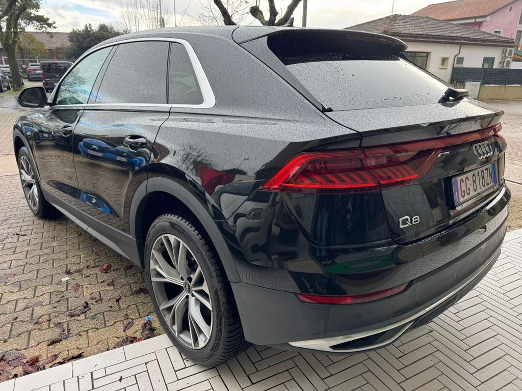 Audi Q8 2021