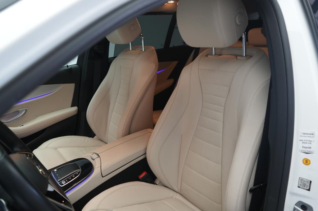 Mercedes-Benz E 220 2021