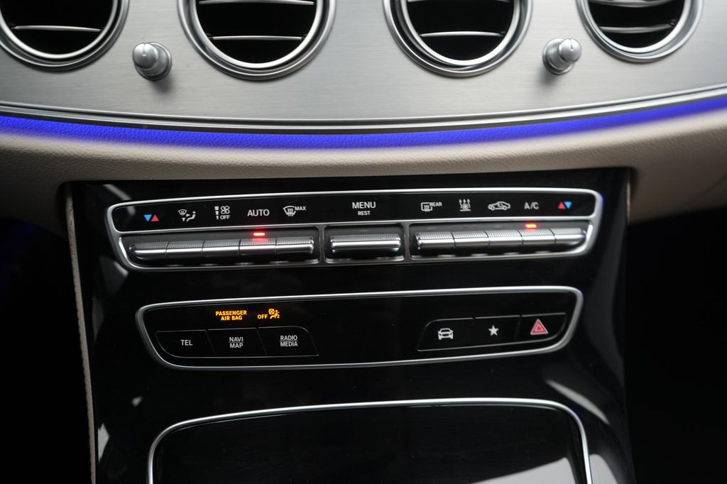 Mercedes-Benz E 220 2021