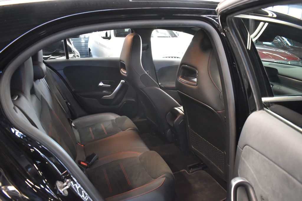 Mercedes-Benz A 250 2021