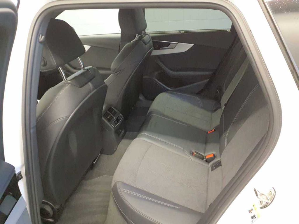 Audi A4 2022