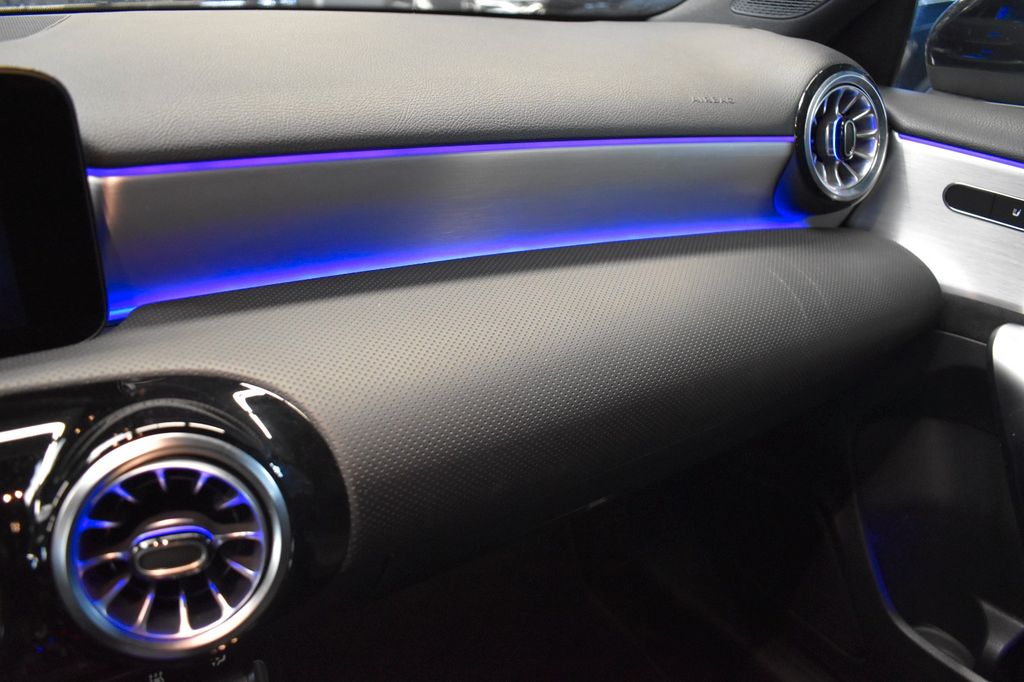 Mercedes-Benz A 250 2021