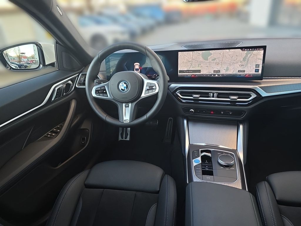 BMW i4 2023