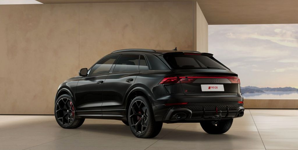Audi RSQ8