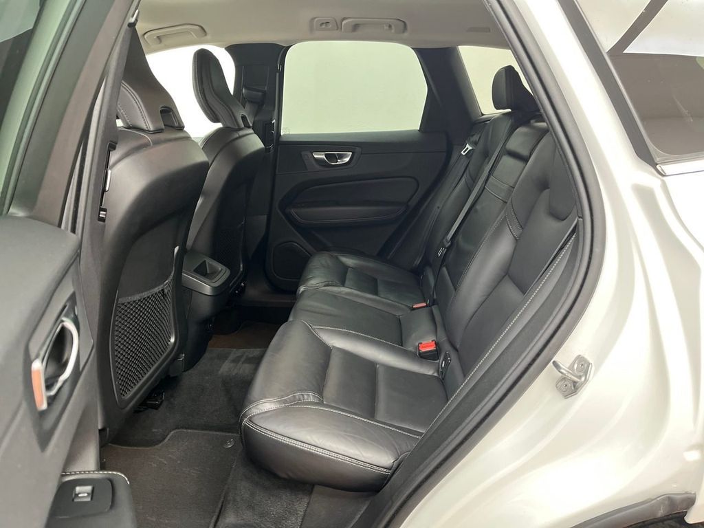 Volvo XC60 2021