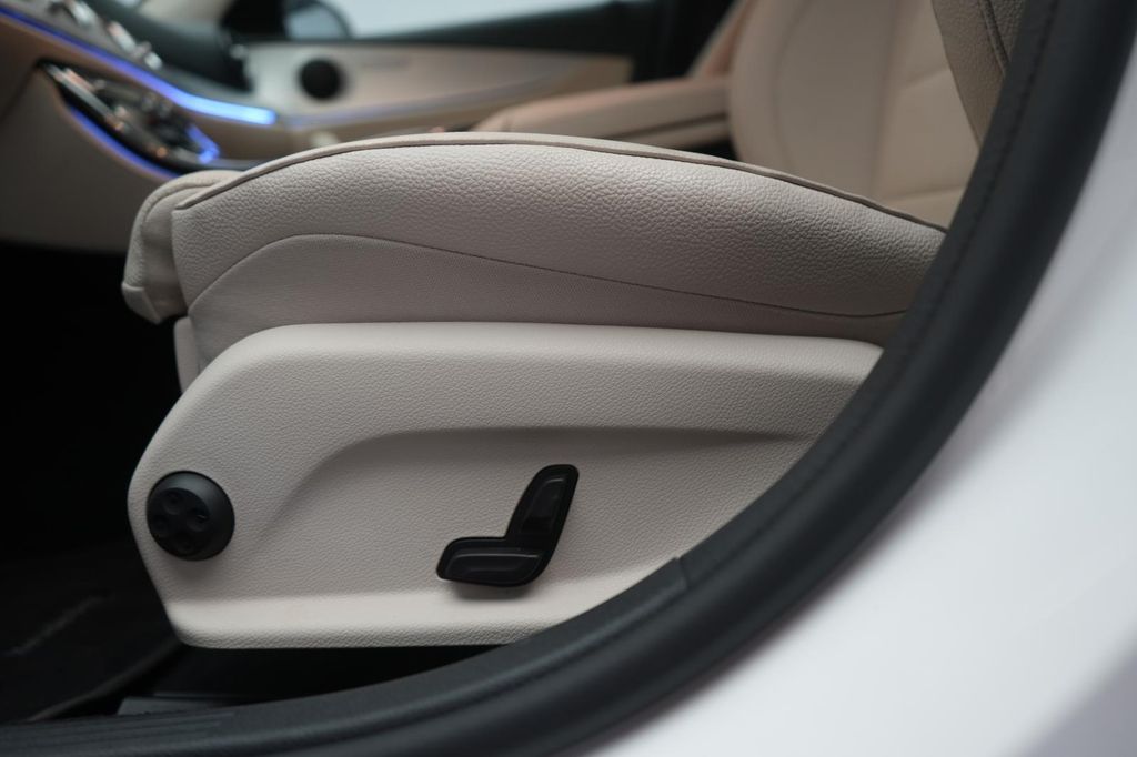 Mercedes-Benz E 220 2021