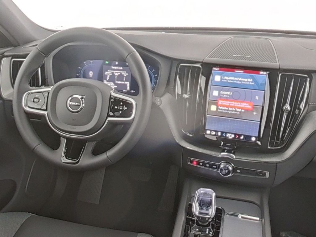 Volvo XC60 2025