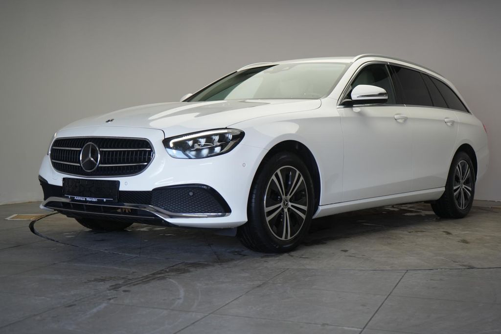 Mercedes-Benz E 220 2021