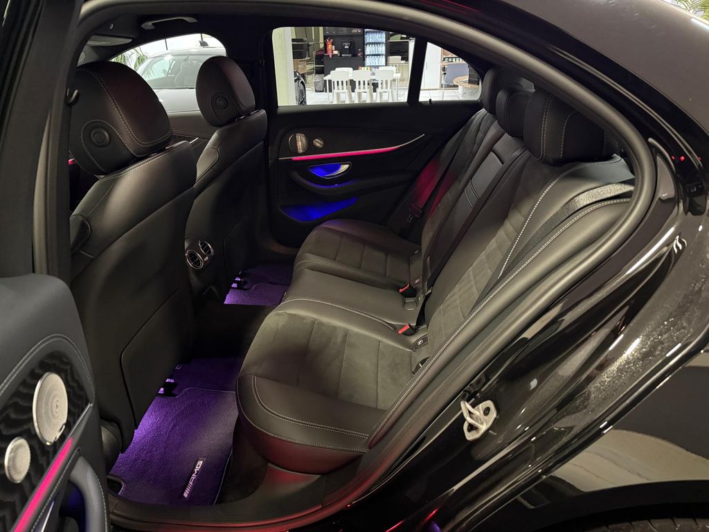 Mercedes-Benz E 300 2022