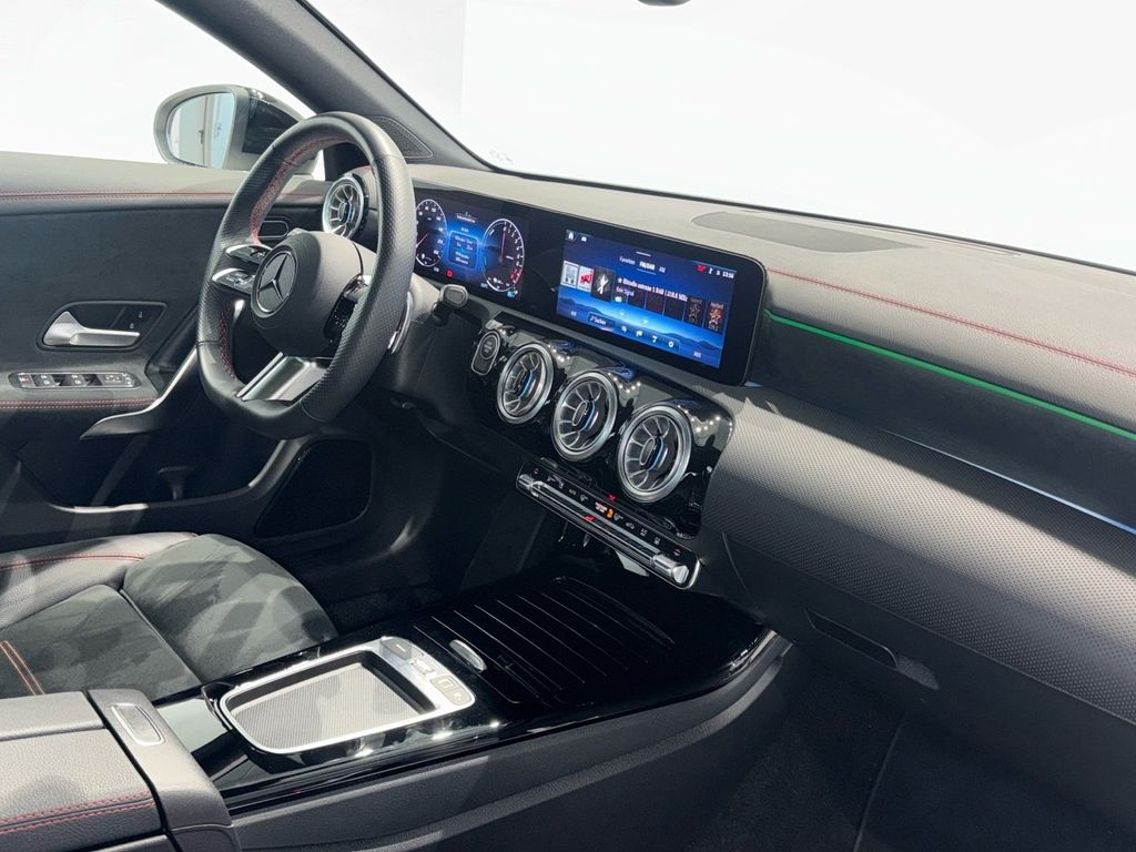 Mercedes-Benz CLA 250 2024
