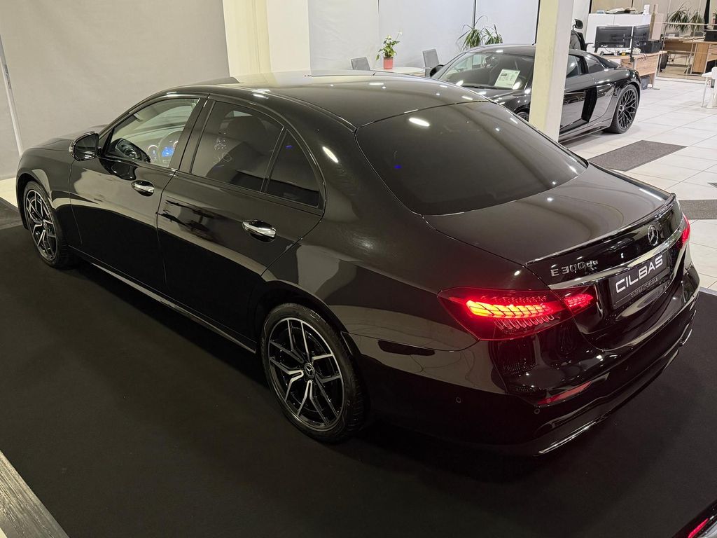 Mercedes-Benz E 300 2022